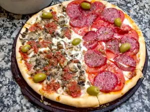Pizza con champignones