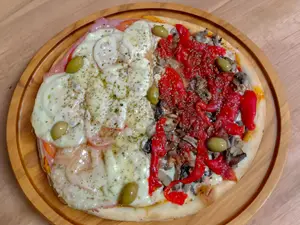 Pizza provolone