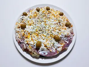 PIZZA C/JAMON Y HUEVO