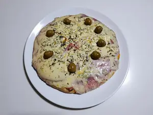 PIZZA DE ROQUEFORT CON JAMON
