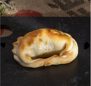Empanada de cebolla y queso