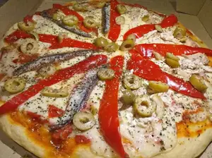 Pizza con anchoas especial