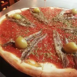 Pizza con anchoas