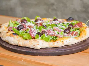 Rucula Y Crudo