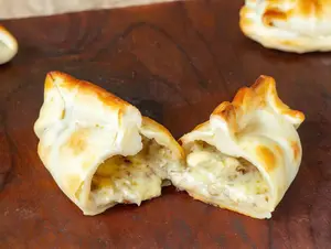 Empanada de queso roquefort