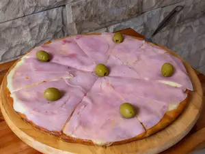 Pizza Con Jamón Chica