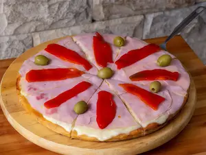 Pizza Jamon Y Morron Chica