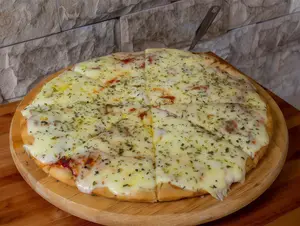Pizza Muzzarella Chica