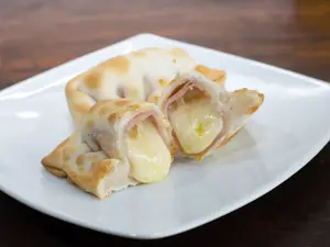 Canastita de jamón y queso