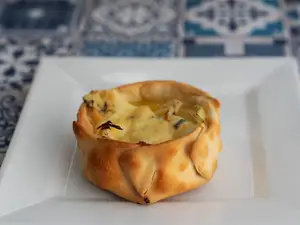 Canastita fugazzeta y roquefor