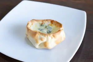 Canastita roquefort apio y nuz
