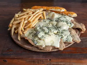 Milanesa xl roquefort c/fritas