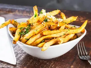 Papas fritas provenzal