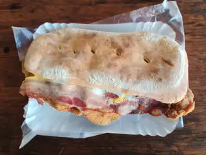 Sándwich bondiola yin (p3)