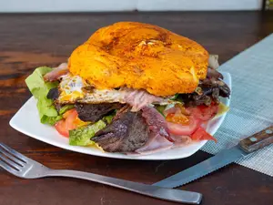 Sándwich lomazo 3