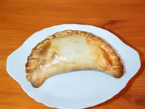 Empanada jamón y queso