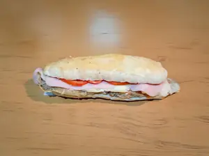 Sándwich tomate