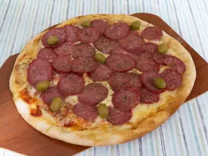 Pizza Calabresa