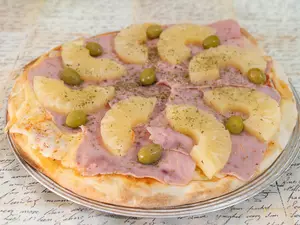 Pizza Con Ananá