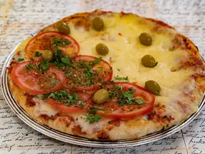 Pizza 1/2 napolitana
