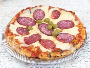 Pizza con longaniza