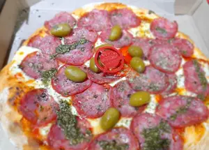 Pizza calabresa
