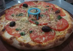 Pizza caprese
