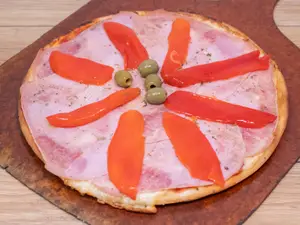 Pizza Jamón Y Morrón