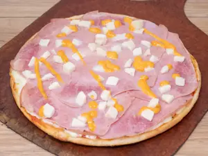 Pizza Palmitos Y Jamón
