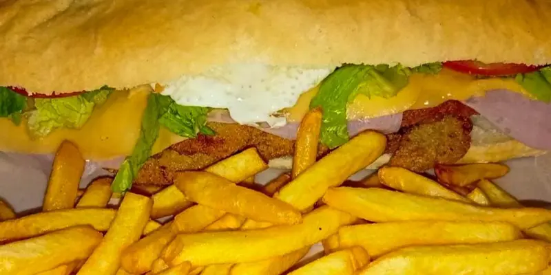 Sándwich milanesa, carne simple