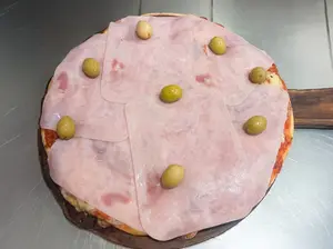 Muzzarella y jamón