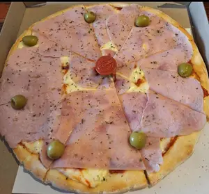 Pizza de jamón
