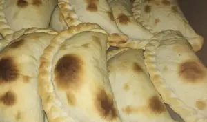 Empanada De Carne Picante