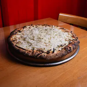 Pizza fugazzetta rellena