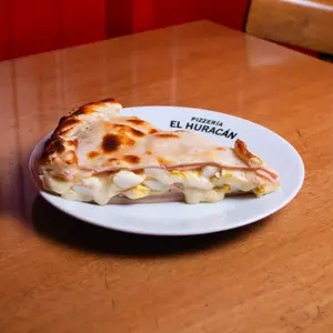 Porción tarta de jamón y queso