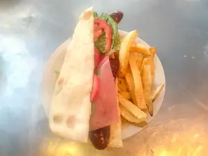 Choripan Completo Con Papas