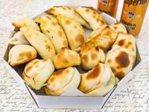 18 empanadas