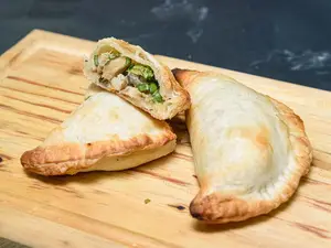 Empanada pollo con vegetales