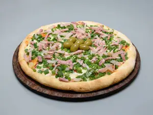 Pizza de panceta y verdeo