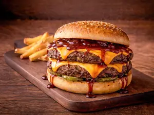 Burger Doble Bbq Con Fritas