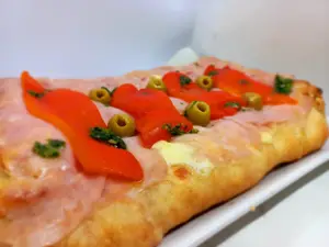 Calzone Americano