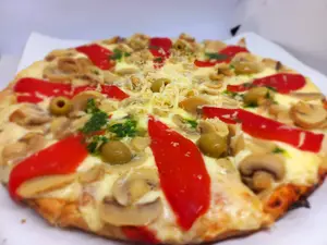 Pizza grande champignones