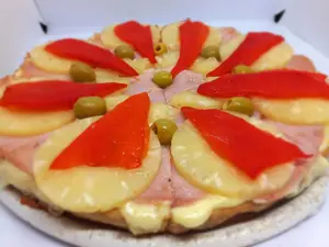Pizza grande hawaiana