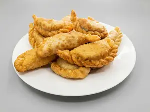 6 empanadas de carne frita