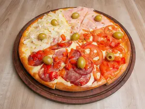Pizza cuatro gustos