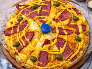 Pizza chedar y panceta