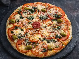 Pizza napolitana con provolone
