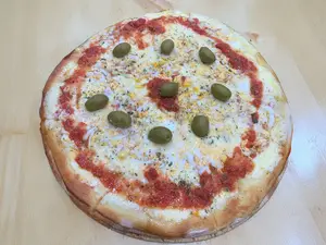 Muzzarella con huevo grande