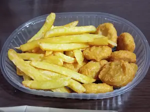 Nuggets De Pollo Con Papás