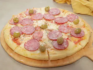 Pizza calabresa